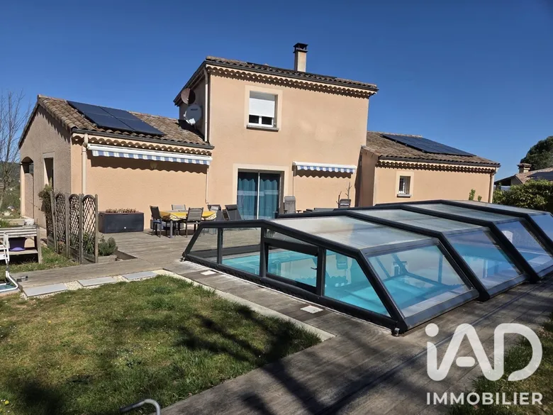 Maison 5 pièces 145 m² · à Saint-Donat-sur-l'Herbasse · 145 m² · 459 000 €