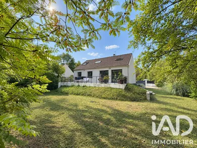 Maison à Saint-Arnoult-en-Yvelines (78730)