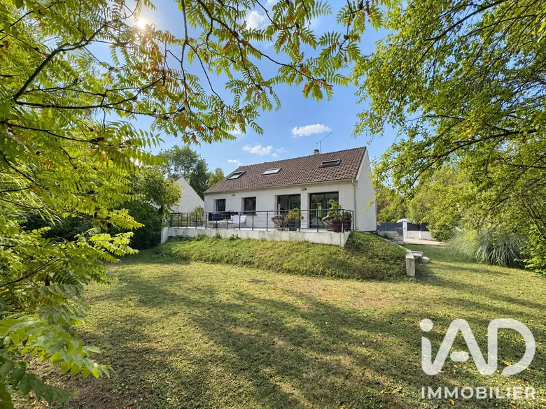 Maison 5 pièces 134 m² · à Saint-Arnoult-en-Yvelines · 134 m² · 489 500 €