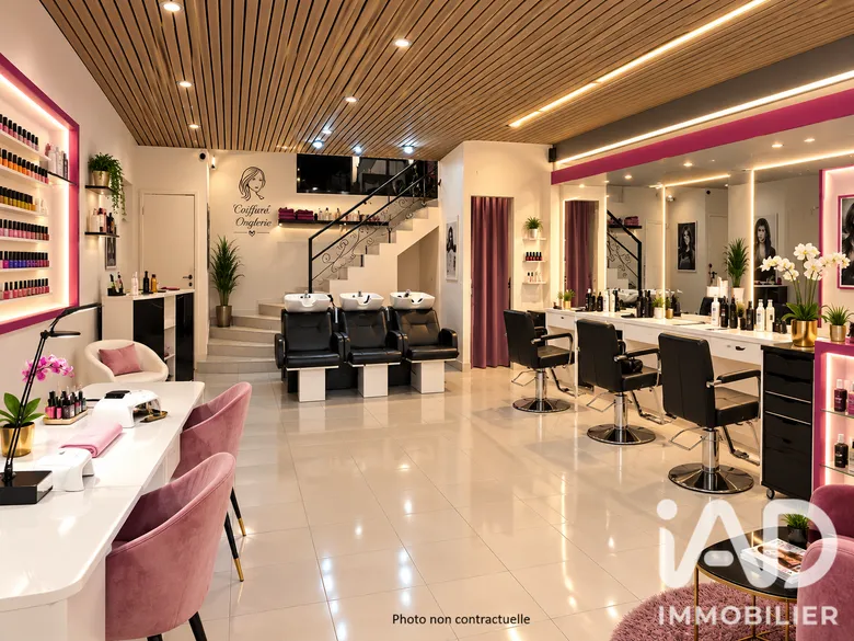 Local commercial 90 m² · à Soisy-sous-Montmorency · 90 m² · 76 000 €