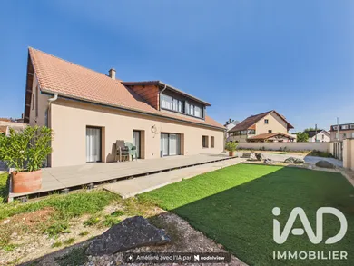Maison traditionnelle à Neuves-Maisons (54230)