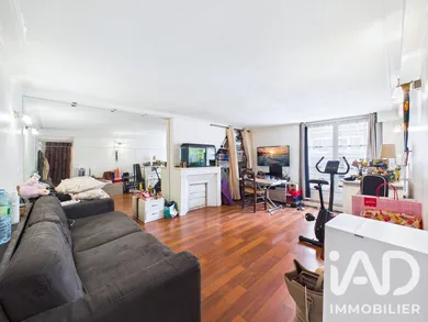 Studio à Paris (75011)