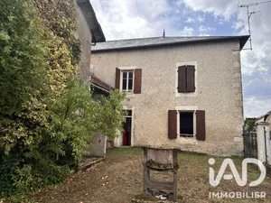 Maison de village à Chaunay (86510)