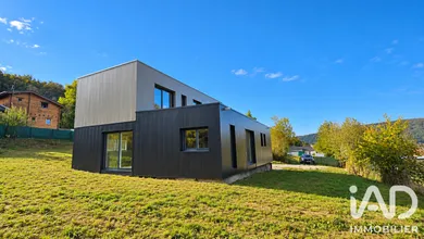 Maison d'architecte à Bogny-sur-Meuse (08120)