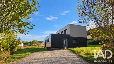 Maison d'architecte à Bogny-sur-Meuse (08120)