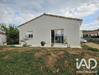 Maison traditionnelle à Pradons (07120)