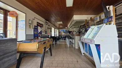 Boutique/Local commercial à Neuville-lès-This (08090)