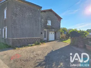 Village house in Pougne-Hérisson (79130)