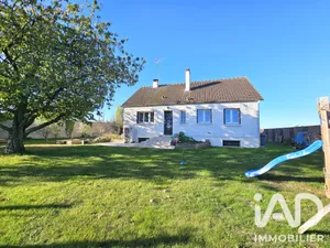 Maison traditionnelle à Aviron (27930)