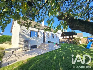 Maison traditionnelle à Aviron (27930)