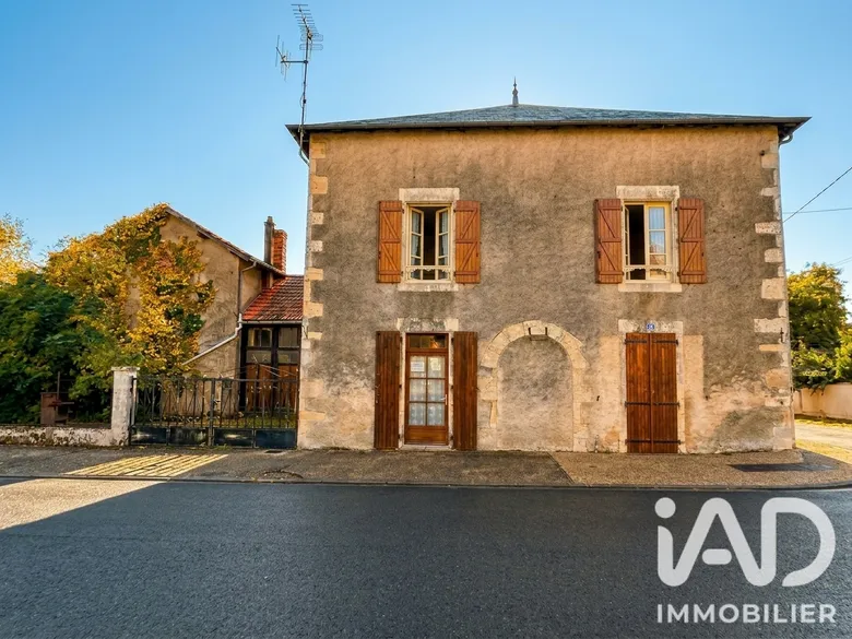 Maison 7 pièces 194 m² · à Chaunay · 194 m² · 106 000 €