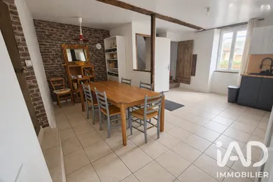 Maison de ville à Les Martres-de-Veyre (63730)