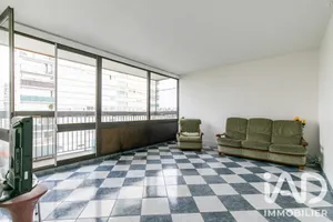 Apartment in Fontenay-sous-Bois (94120)