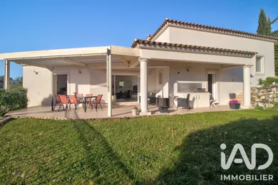 Maison d'architecte à Évenos (83330)
