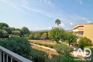 Appartement à Antibes (06160)
