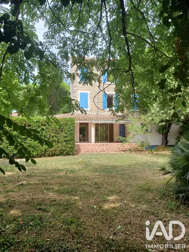 Demeure à Pierrelatte (26700)