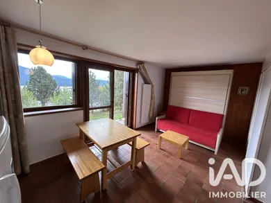 Appartement à Les Angles (66210)