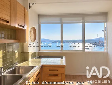 Apartment in Toulon (83000)