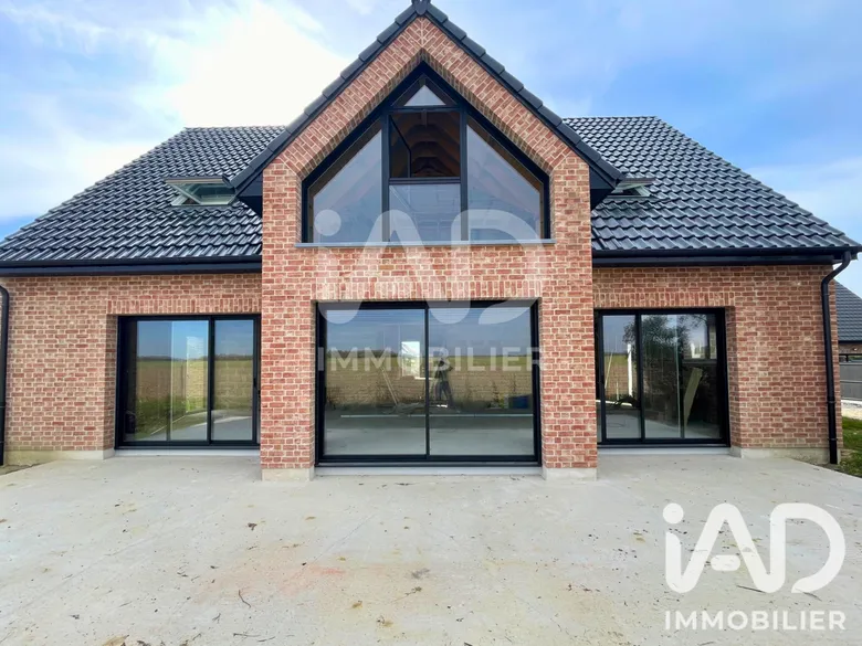 Maison 7 pièces 187 m² · à Bachy · 187 m² · 580 000 €