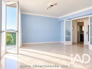 Apartment in Toulon (83000)