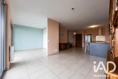 Apartment in Cenon (33150)