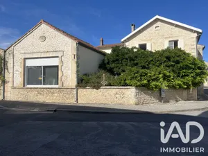 Maison à Saint-Romain-de-Benet (17600)