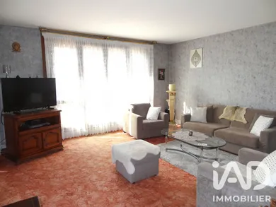 Apartment in Saint-Maur-des-Fossés (94100)