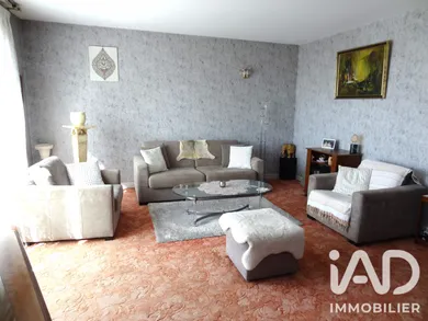 Apartment in Saint-Maur-des-Fossés (94100)