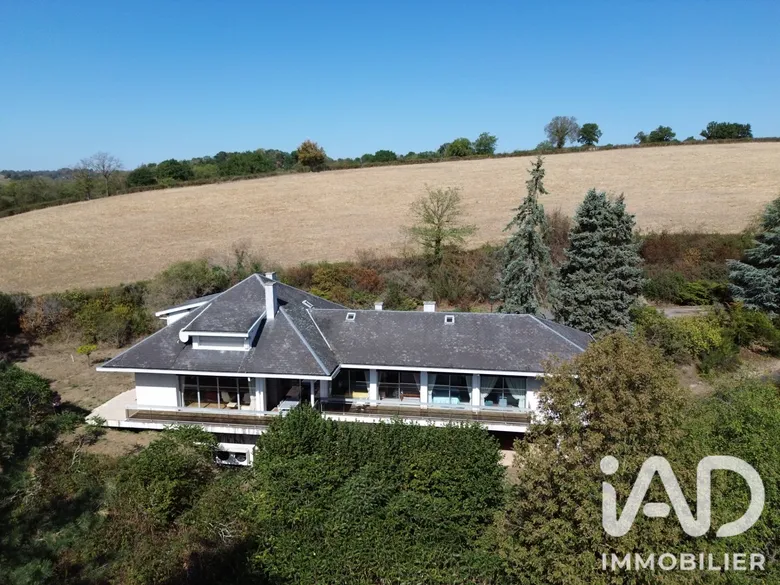 Maison 18 pièces 315 m² · à Saint-Éloy-les-Mines · 315 m² · 285 000 €