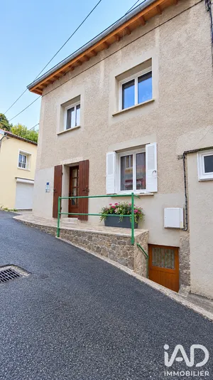 Townhouse in Bourg-Argental (42220)