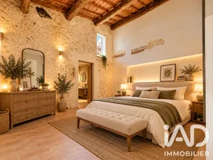 Village house in Malemort-du-Comtat (84570)