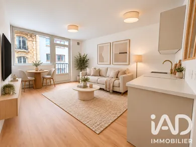 Apartment in Paris (75005)