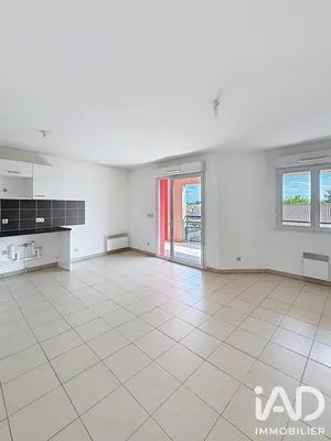 Apartment in Bègles (33130)