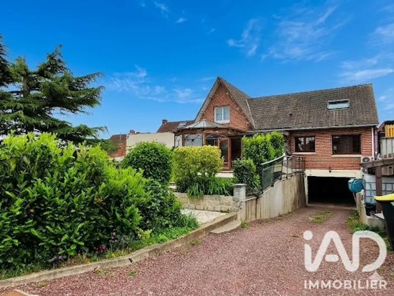 Maison 8 pièces 180 m² · à Lapugnoy · 180 m² · 295 000 €