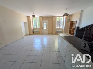 Townhouse in Sainte-Maure-de-Touraine (37800)