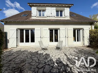 Maison à La Ville-du-Bois (91620)