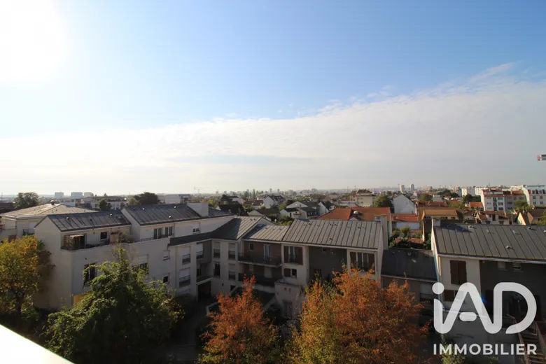 Appartement 3 pièces 62 m² · au Blanc-Mesnil · 62,3 m² · 245 000 €