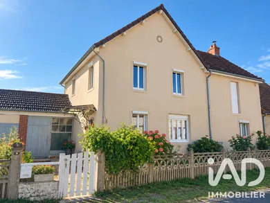 Maison à Les Guerreaux (71160)