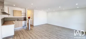 Apartment in Salles (33770)