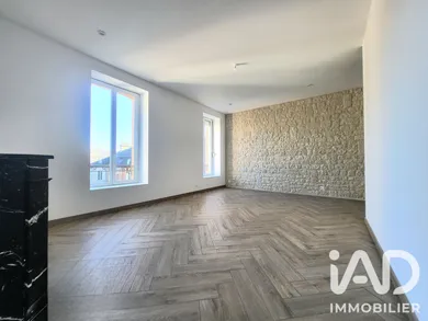 Appartement à Charleville-Mézières (08000)
