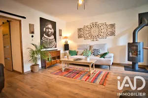 Townhouse in Uzès (30700)