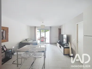 Appartement à Cagnes-sur-Mer (06800)
