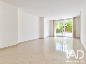 Appartement à Évry (91000)