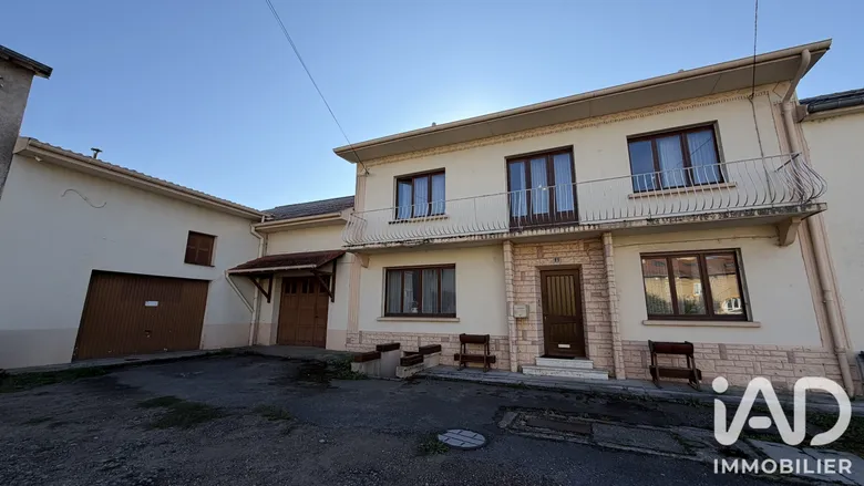 Maison 8 pièces 200 m² · à Distroff · 200 m² · 420 000 €