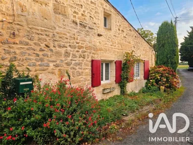 Maison de village à Plassay (17250)
