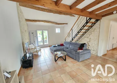 Maison de village à Plassay (17250)