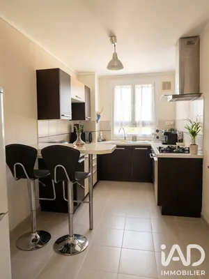 Apartment in Saint-Avertin (37550)