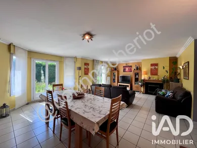 Maison traditionnelle à Achères (78260)