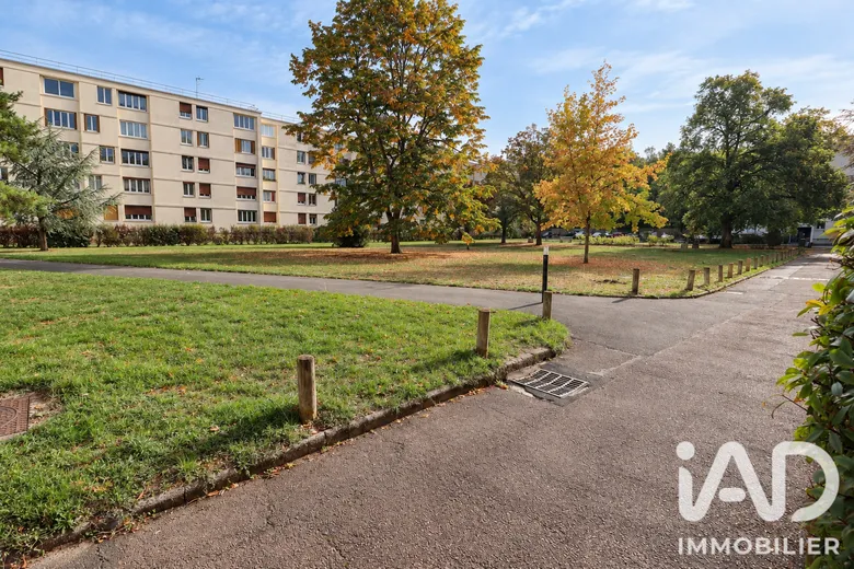 Appartement 4 pièces 63 m² · à Avon · 63,5 m² · 99 000 €