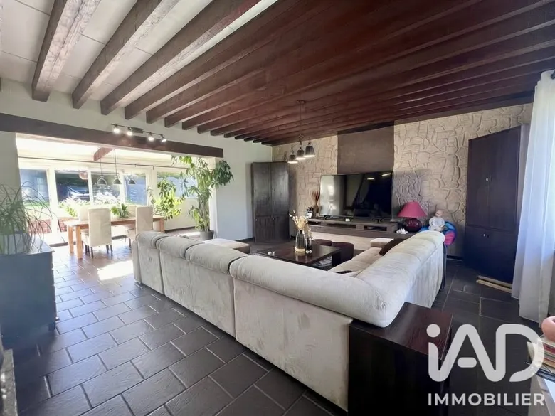 Maison 6 pièces 165 m² · à Vexin-sur-Epte · 165 m² · 331 000 €